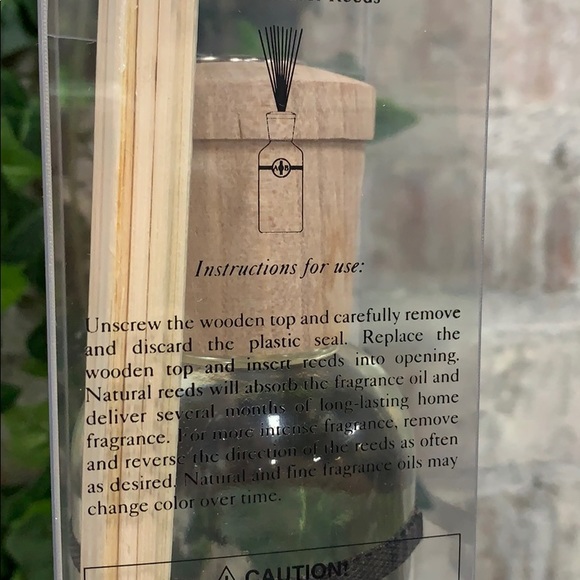 NIB Archipelago Reed Diffuser Pomegranate Citrus - Picture 5 of 5